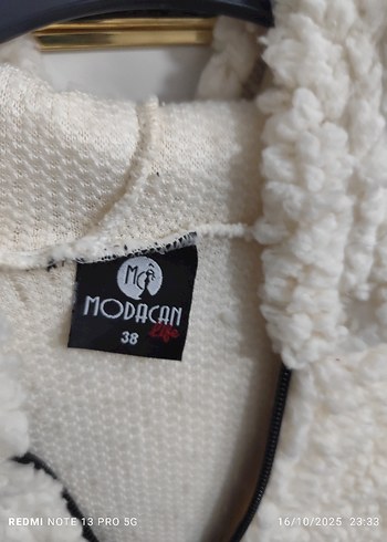 Kadın Beyaz Peluş Fermuarlı Ceket - Görsel 6