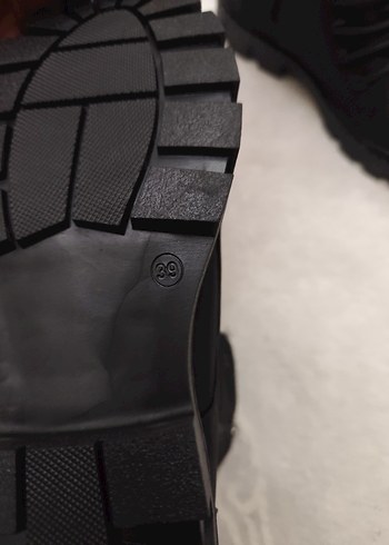 Siyah bayan Bot - Görsel 5