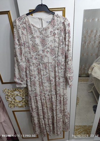 Bej Çiçekli Bohem Uzun Elbise - Görsel 3