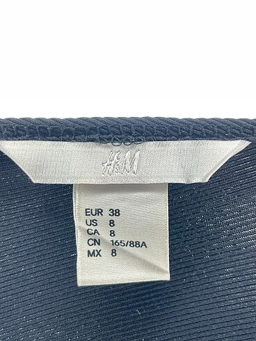 38 Beden siyah Renk H&M Günlük Elbise %70 İndirimli.