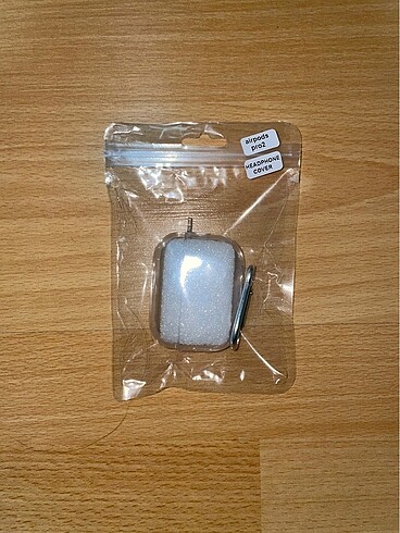 Apple AirPods Pro2 şeffaf kulaklık kılıfı