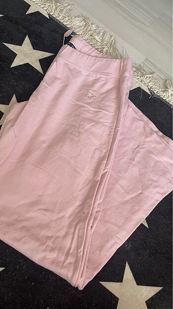 Pembe yıldız desenli elbise efoman