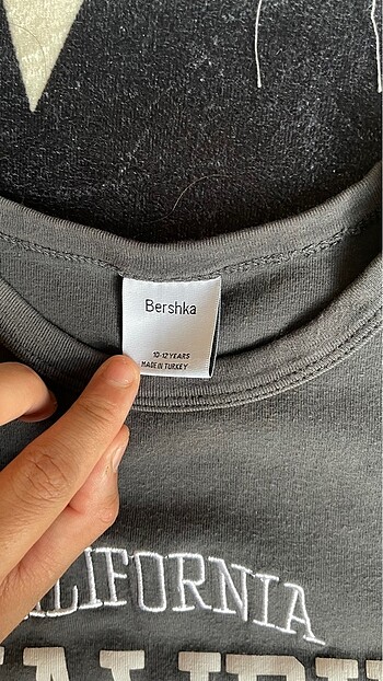 xs Beden Bershka gri crop