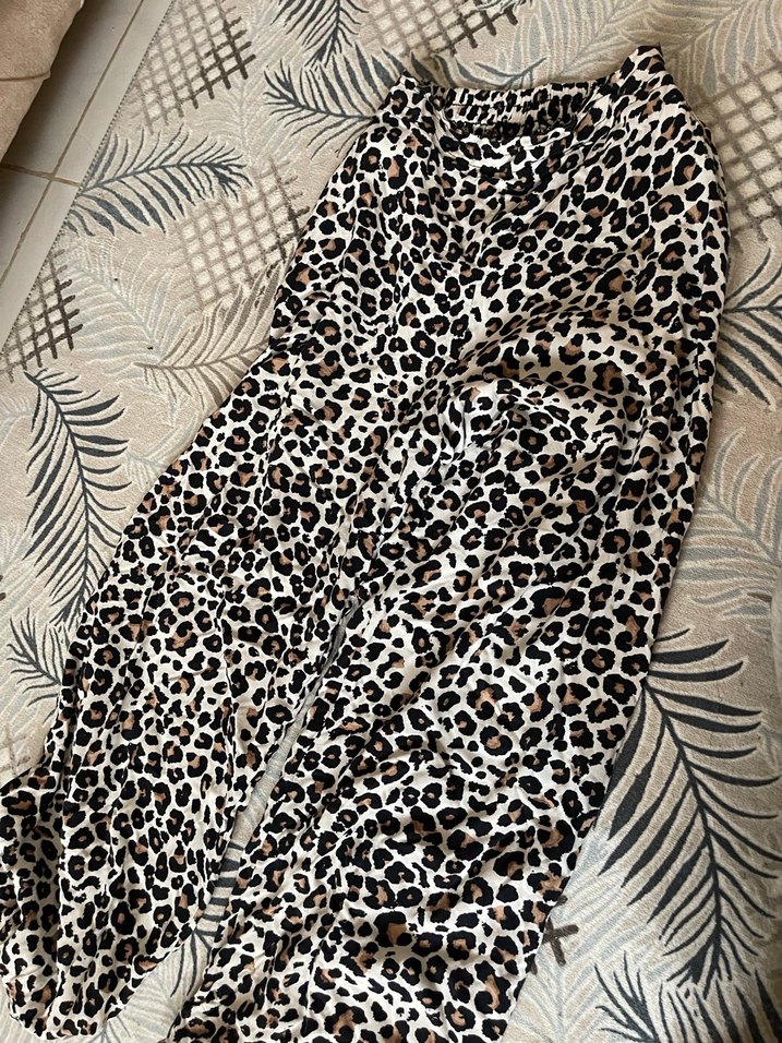 Leopar Desenli etekli pantolon - Görsel 3