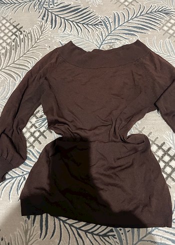 Kahverengi omuz detaylı kazak - Görsel 3