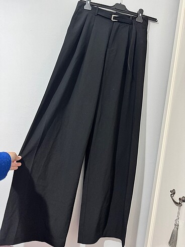 Stradivarius siyah bol paça pantolon