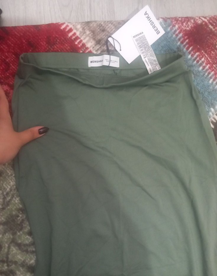 bershka s beden streç yırtmaçlı etek - Görsel 3