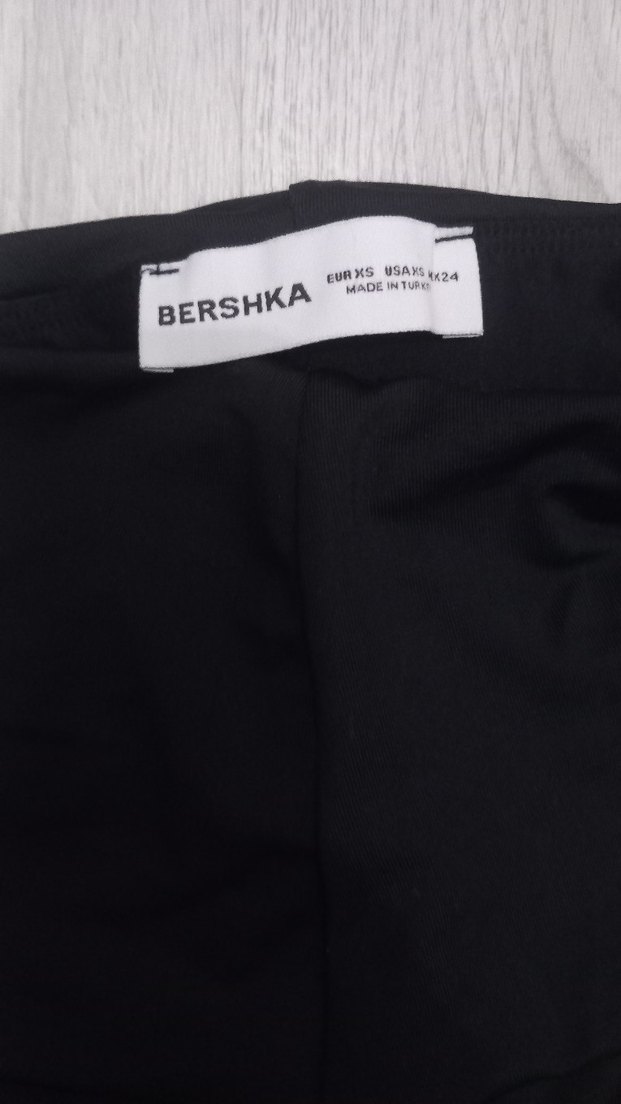 bershka beli katli strec vücudu saran toparlayan kumaş - Görsel 5