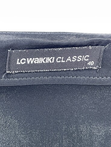 40 Beden siyah Renk LC Waikiki Midi Etek %70 İndirimli.
