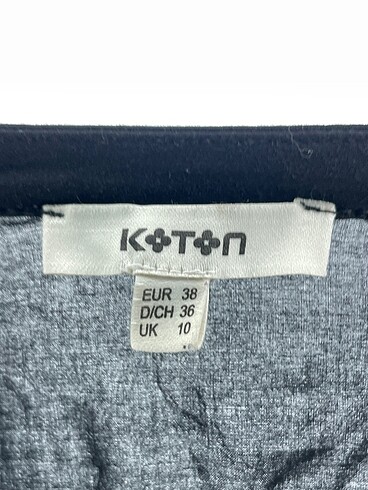 38 Beden siyah Renk Koton Bluz %70 İndirimli.