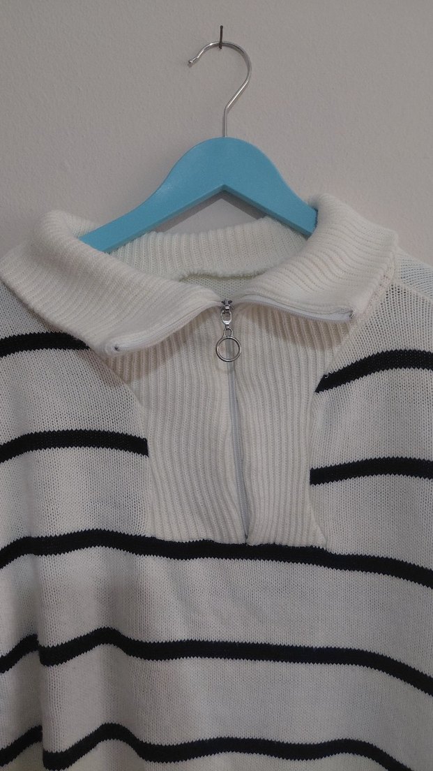 Çizgili Beyaz Gri Triko Kadın Kazak - Görsel 3