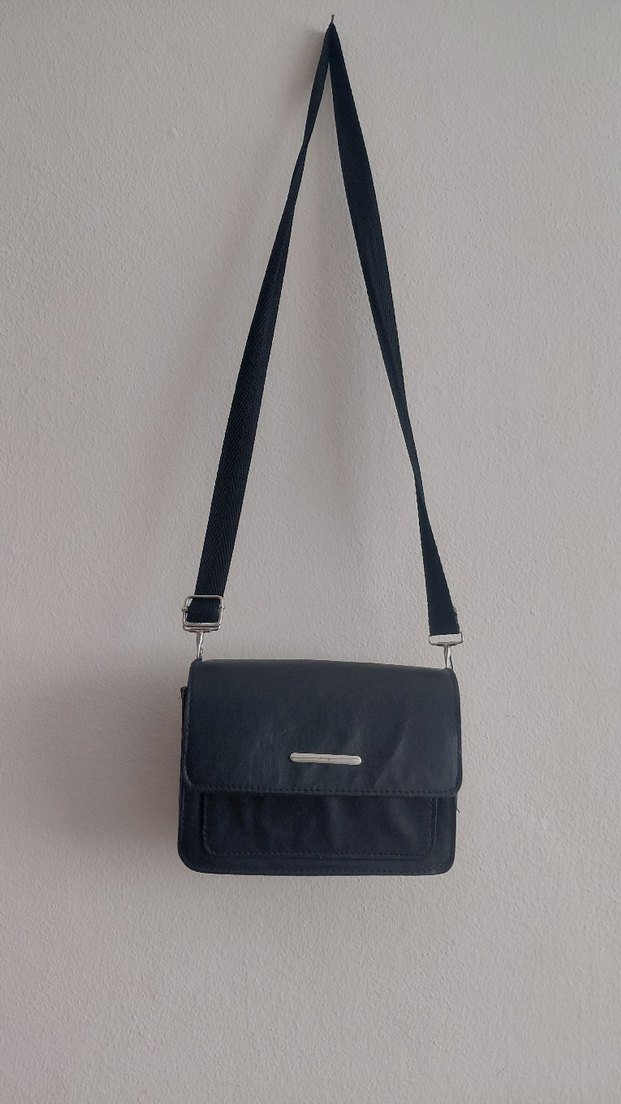 Siyah Deri Kadın Omuz Çantası - Görsel 2