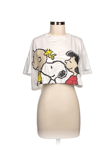 Zara T-shirt %70 İndirimli.