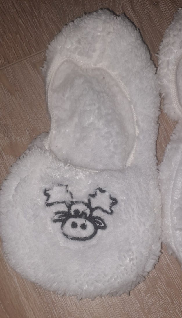 Nakışlı Kürklü Beyaz Kız Çocuk Ev Terliği - Görsel 3