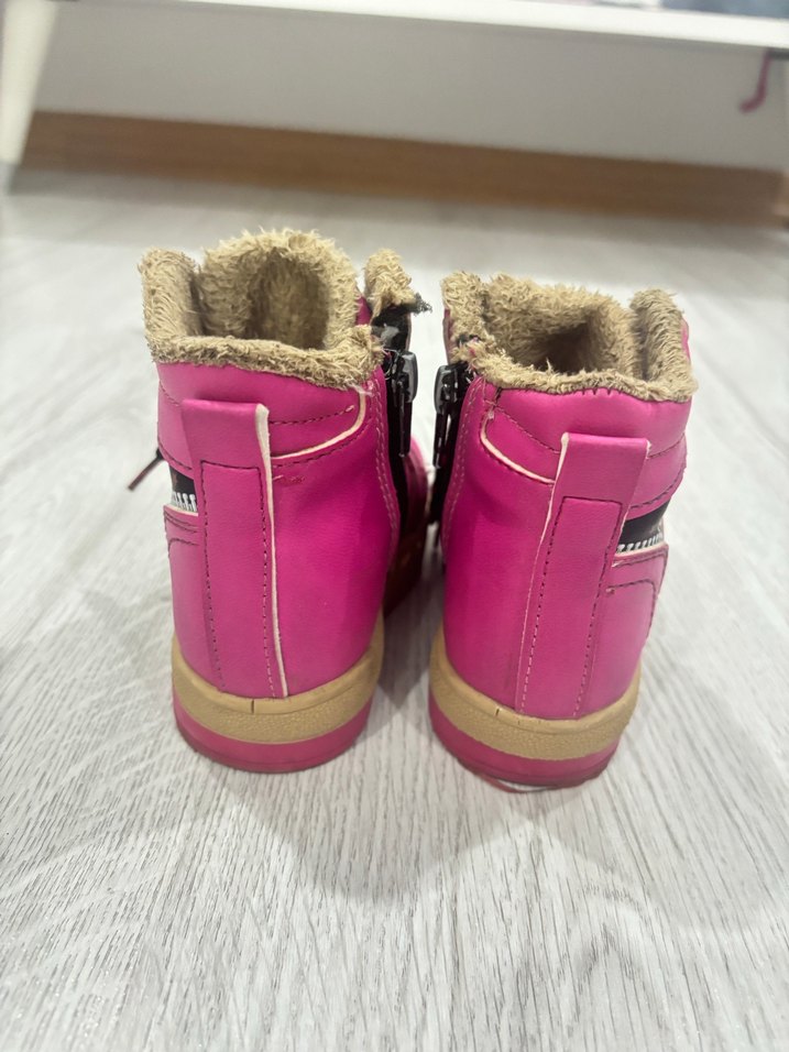 Pembe Kürklü Kız Çocuk Punk Botları - Görsel 4