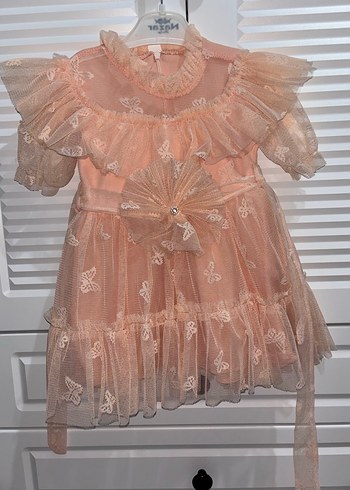 Kız Çocuk Bej Nakışlı Fırfırlı Elbise - Görsel 3