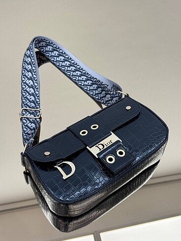 Dior Astarlı Tek gözlü Uzun ayarlanabilir kolon askılı ÖLÇÜ: 26