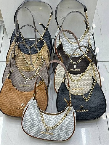 Michael Kors Michael Kors Astarlı Fermuar kaplamalı Ekstra uzun askı yok İç