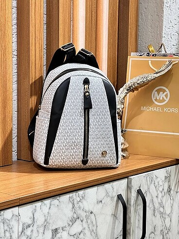 Michael Kors Sırt çantası Astarsız 2 gözlü Fermuar kapamalı