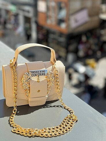 Versace Astarsız Uzun zincir askılı Mıknatıs kapamalı ÖLÇÜ: 18*