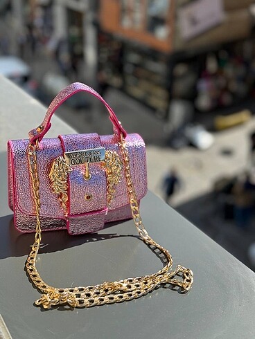 Versace Astarsız Uzun zincir askılı Mıknatıs kapamalı ÖLÇÜ: 18*