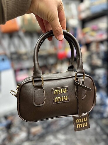 Miu Miu Astarsız Uzun ayarlanabilir askılı Fermuar kapamalı ÖL