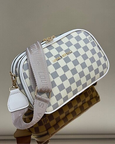 Louis Vuitton Astarsız 3 gözlü Çift fermuar kapamalı ve tek m