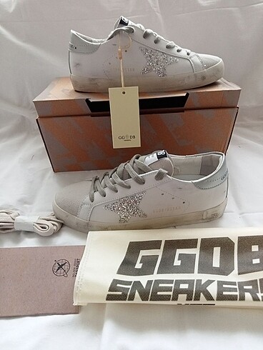 37 Beden GOLDEN GOOSE GÜMÜŞ YILDIZ 36-37-38-39-40