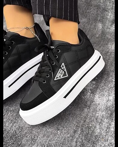 PRADA MİLANO 36,37,38,39,40