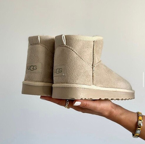 UGG BOT BEJ