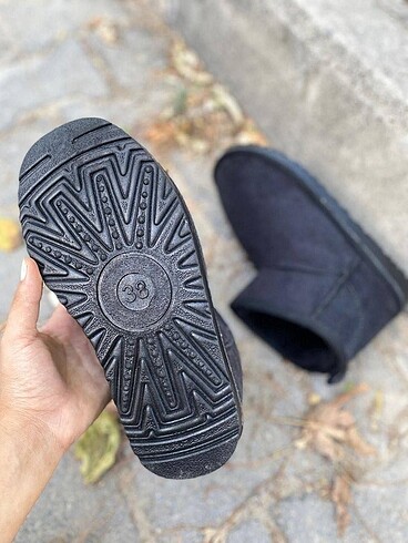 36 Beden UGG BOT SİYAH