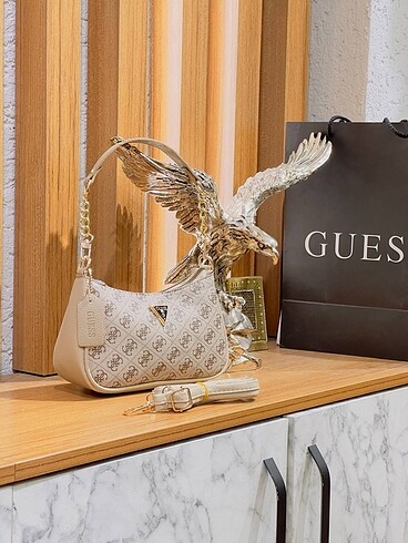 Guess Astarlı İçinde cep var Fermuar kapamalı Uzun ayarlanabilir
