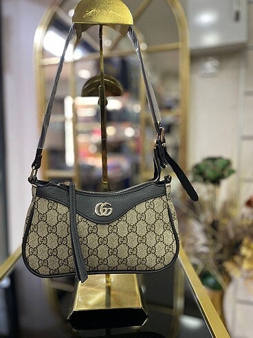 GUCCİ ÇANTA RENKLERİ MEVCUTTUR