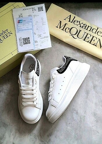 38 Beden ALEXANDER MCQUEEN TAŞLI TOZ TORBALI