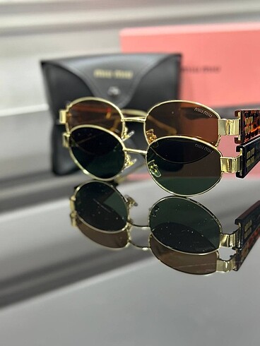 Miu Miu MİU MİU Gözlük+Kutu+Kılıf+Temizleme Bezi Sunglasses+Box+Case+C