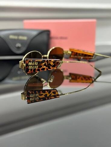 Miu Miu MİU MİU Gözlük+Kutu+Kılıf+Temizleme Bezi Sunglasses+Box+Case+C