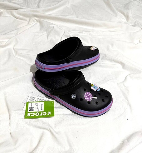 Crocs SİYAH-MOR CROCSS 36-37-38-39-40-41 MEVCUTTUR SÜSLER +12? dir