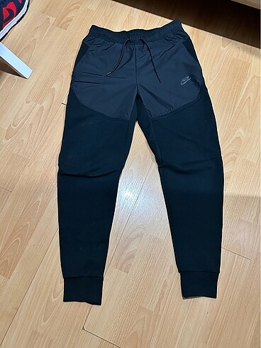 Nike Tech Fleece
