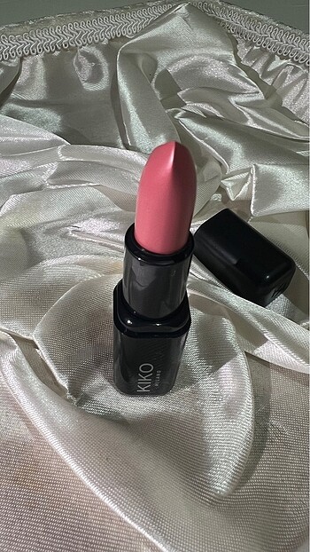 Kiko Kiko Smart Fusion Lipstick- No:406