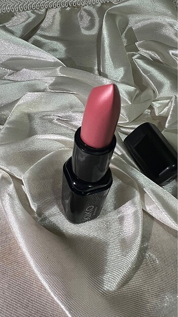 Kiko Smart Fusion Lipstick- No:406
