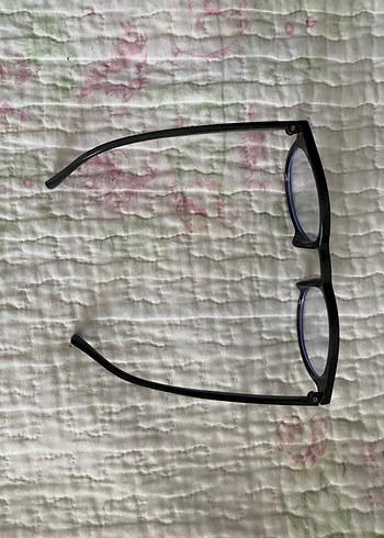 Siyah Şeffaf Minimalist Kadın Gözlüğü - Görsel 2