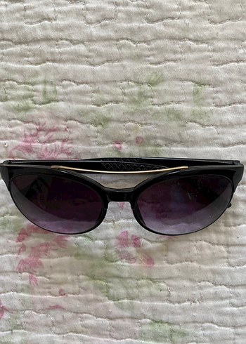 Şeffaf Siyah Gotik Kadın Güneş Gözlüğü - Görsel 2