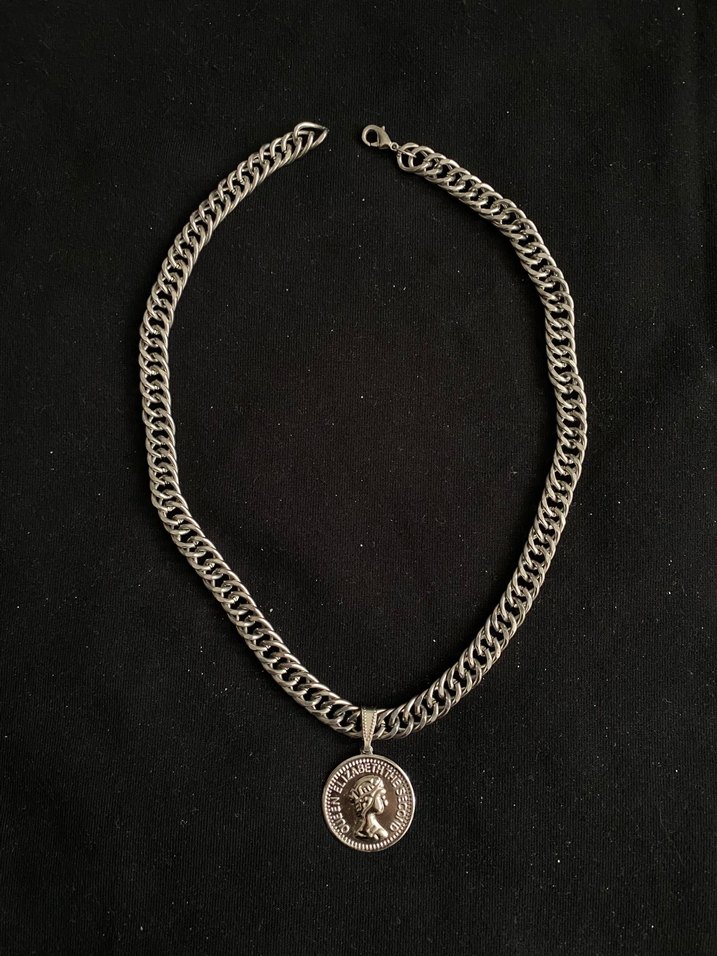 Gri Zincir Detaylı Vintage Kadın Kolye - Görsel 2