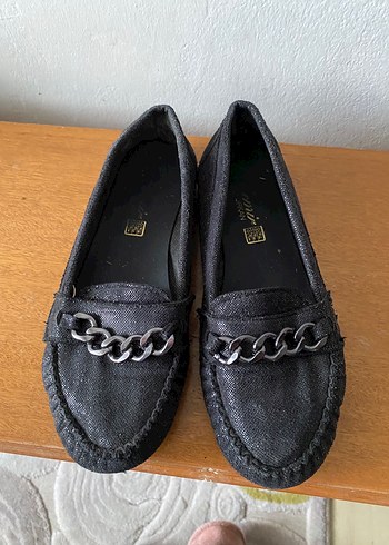 Zincir Detaylı Siyah parıltılı babet - Görsel 5