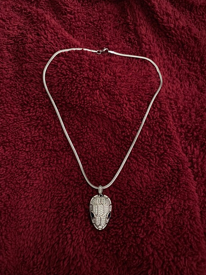 Bvlgari replika Yılan Detaylı Kolye - Görsel 4