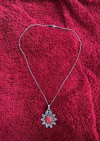 Kırmızı Nakışlı Boncuklu Bohem Kolye - Görsel 2