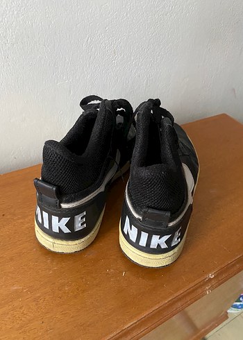 Nıke Siyah Dolgu Topuklu Bağcıklı Spor Ayakkabı - Görsel 4