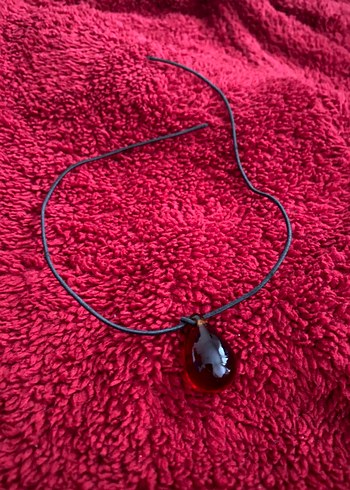 Kırmızı Boncuklu Gotik Kolye - Görsel 2