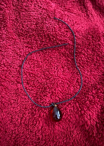 Kırmızı Boncuklu Gotik Kolye - Görsel 3