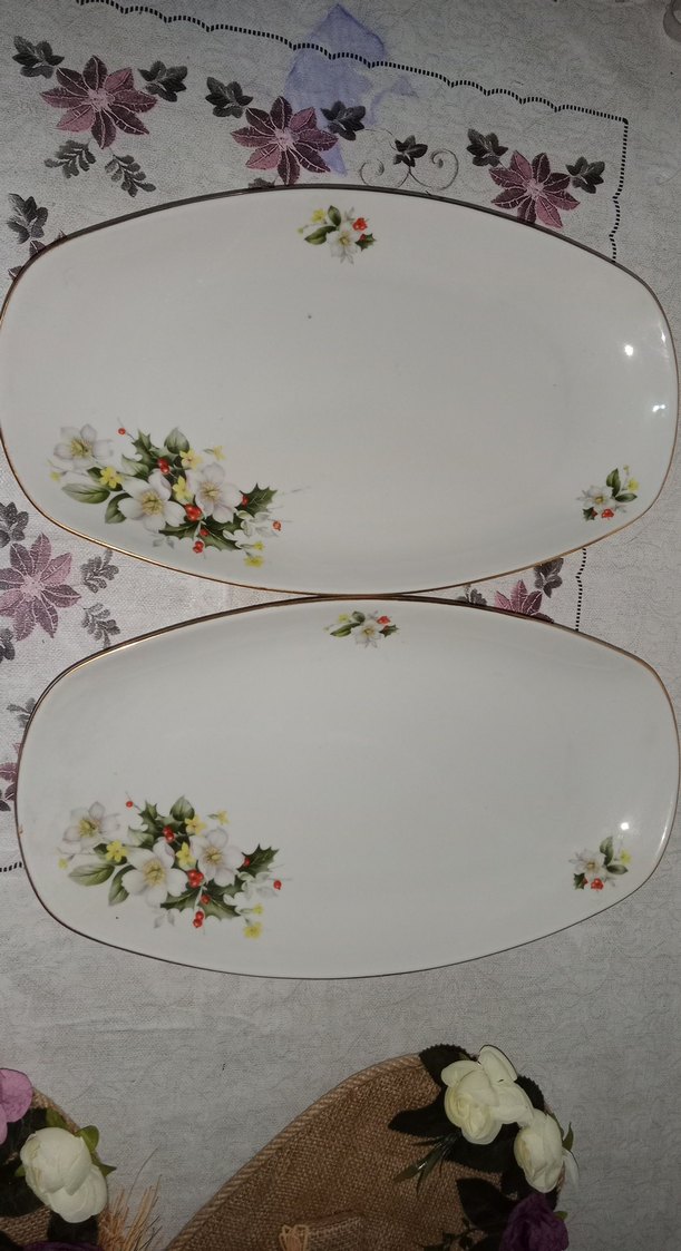 Beyaz Çiçek Desenli Porselen Servis Tabağı - Görsel 2